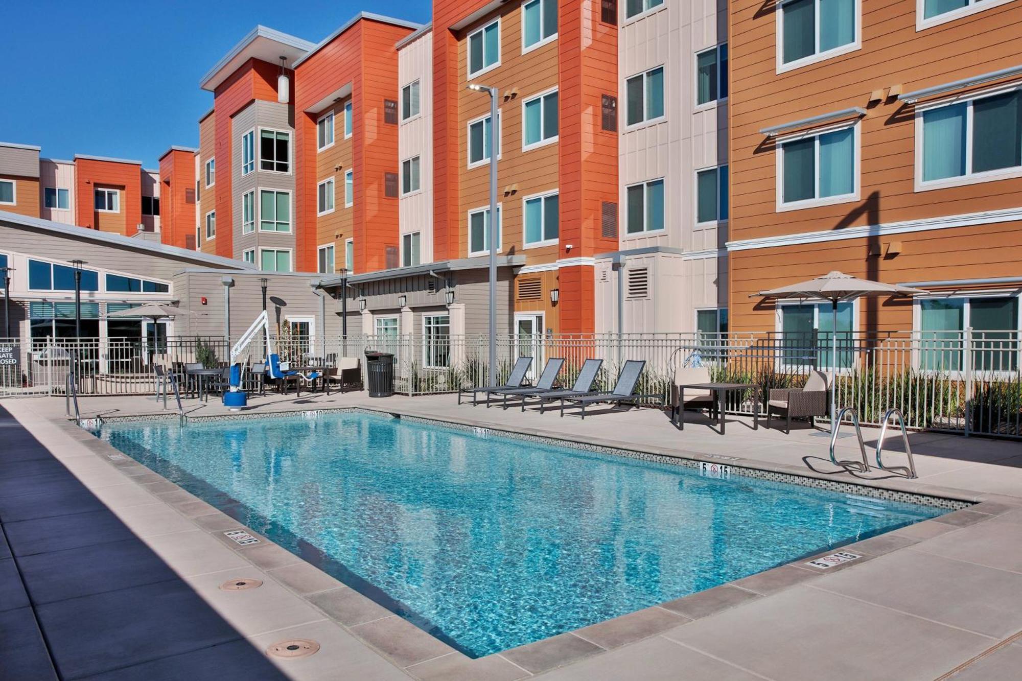 Residence Inn Sacramento Davis Exteriör bild
