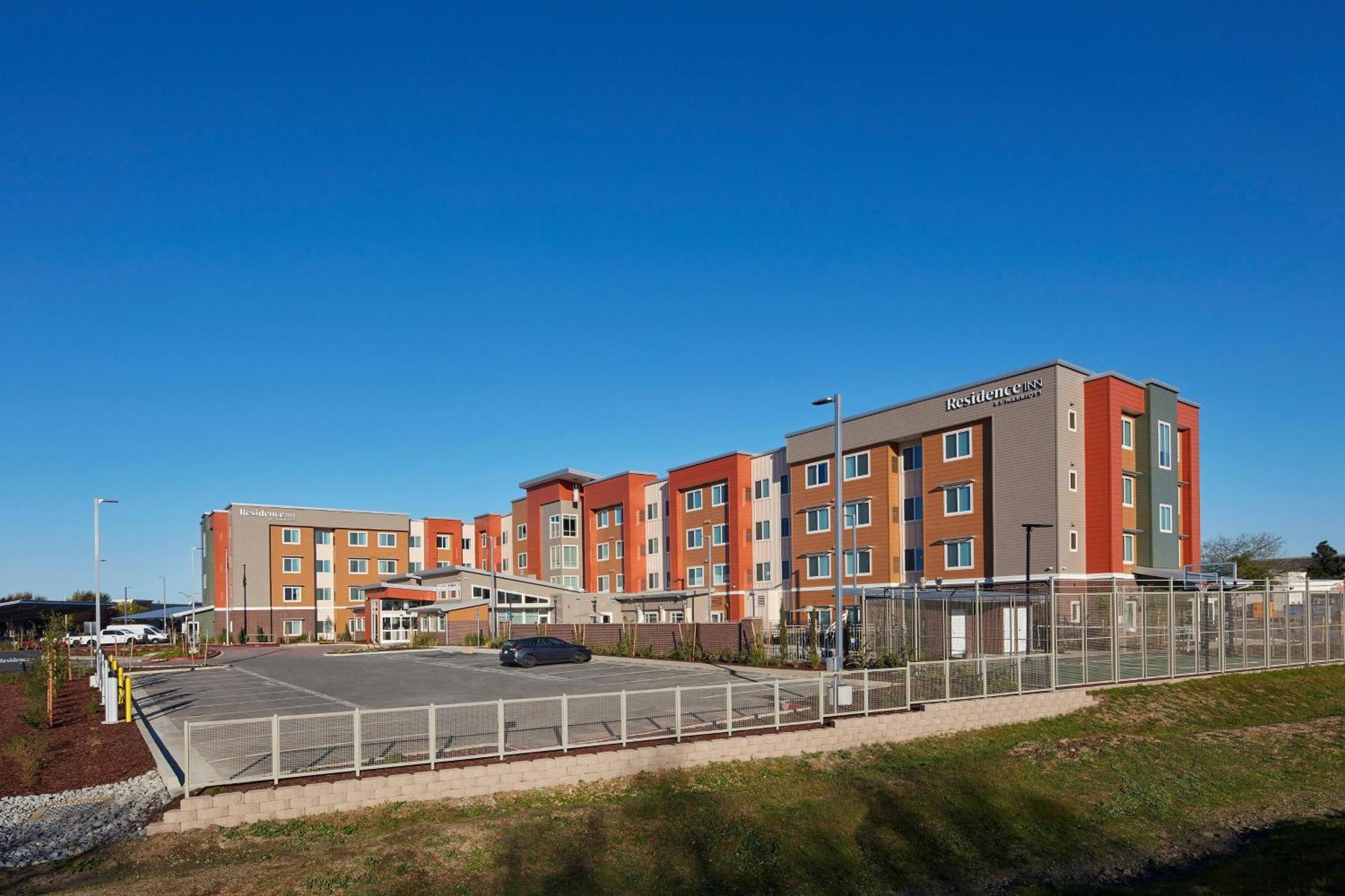 Residence Inn Sacramento Davis Exteriör bild